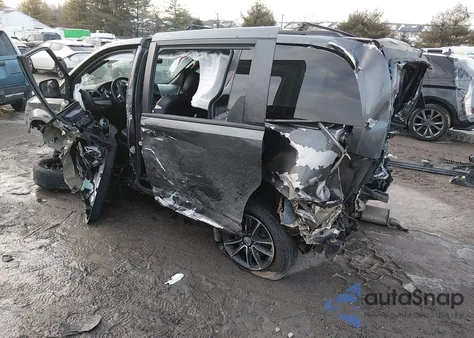 2018 Dodge Grand Caravan Gt z USA, uszkodzony, nr VIN 2C4RDGEG7JR299536